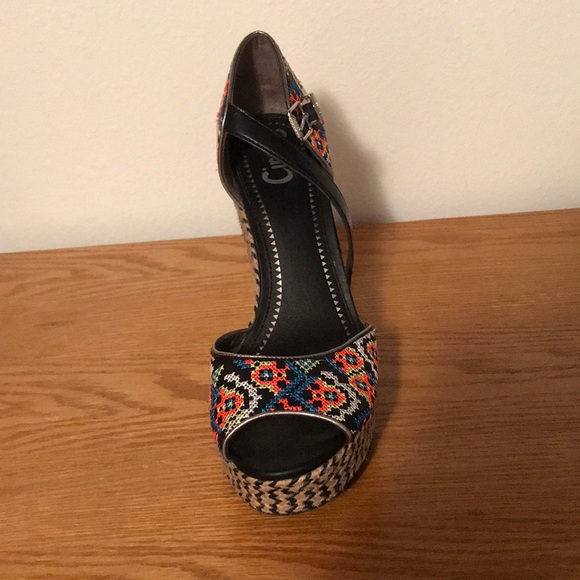 Multi Color Wedges - Picture 2 of 3